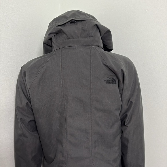 The North Face Inlux Insulated Jacket Women Size Medium - Picture 6 of 12